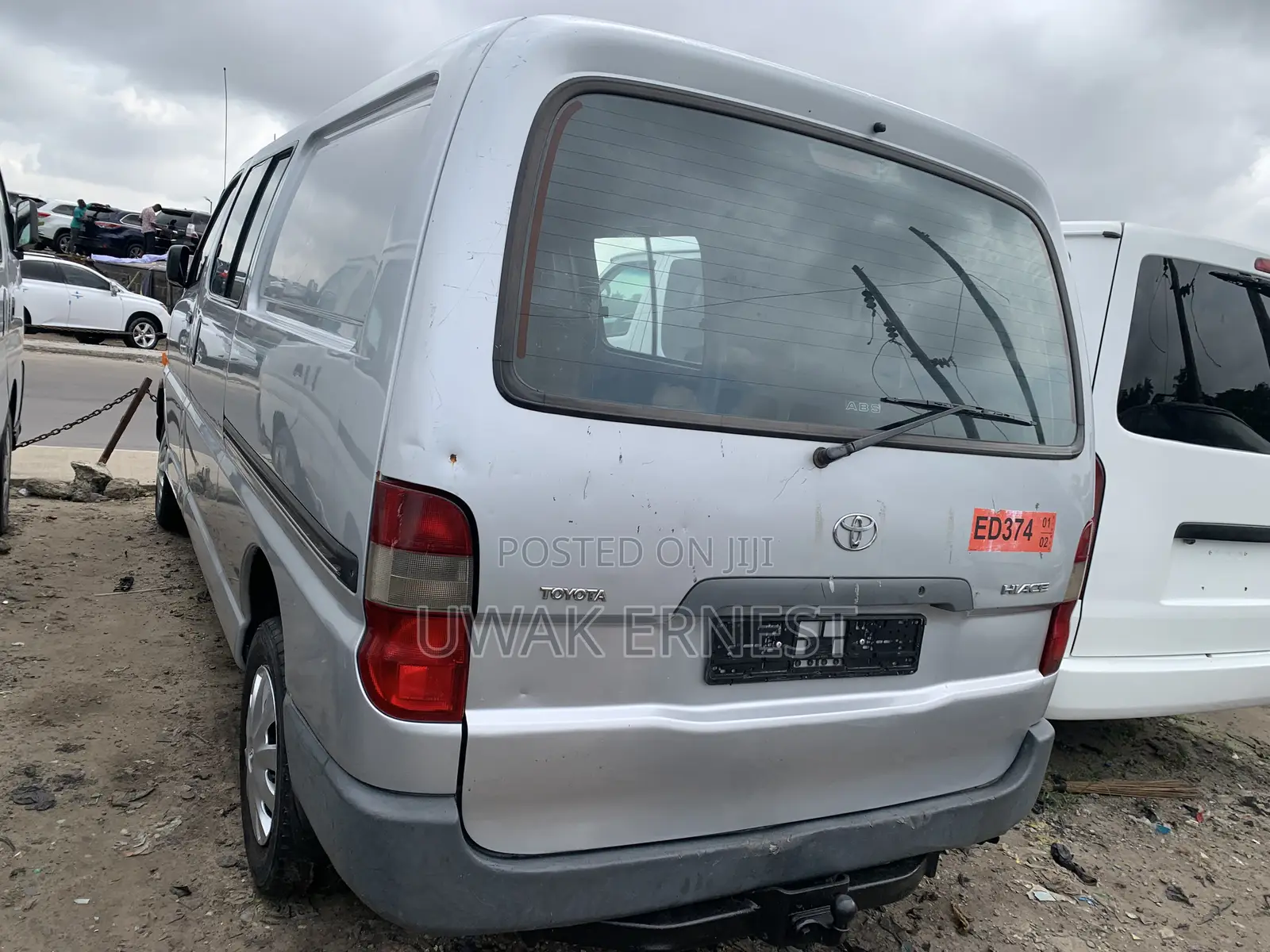 Toyota HiAce 2003 Silver