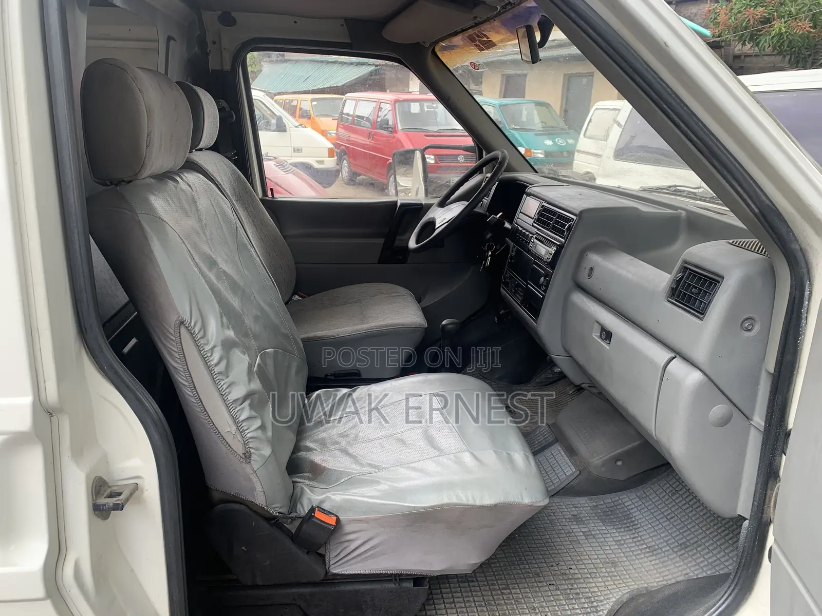 Volkswagen Transporter 2000 White