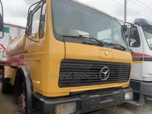 Very Clean Mercedes Benz Water Tanker