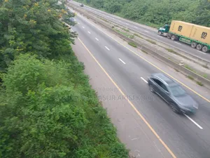 Photo - 1000 Lagos Express Land