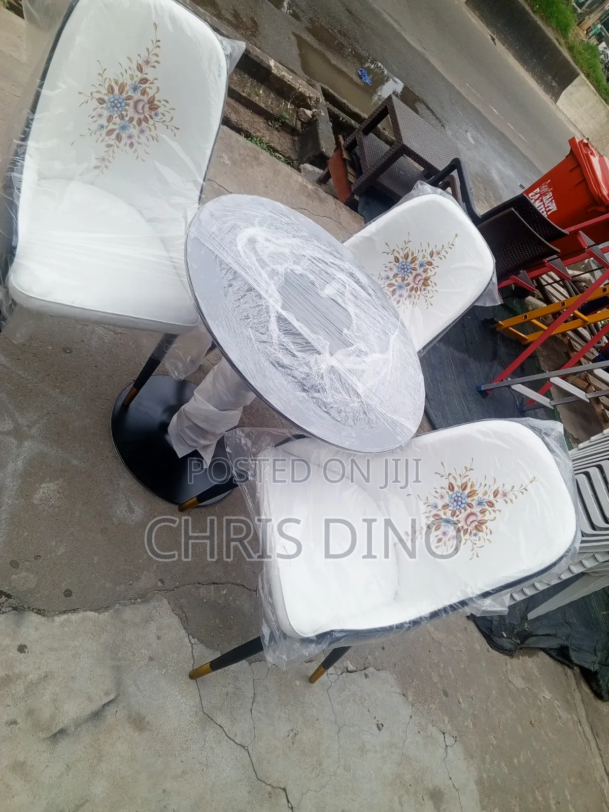 Standard Dining Chair and Table