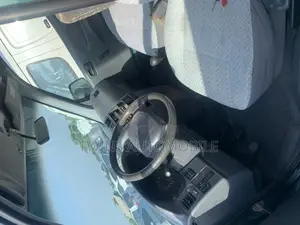 Toyota HiAce 2006 Grey