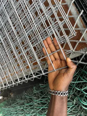 50x50 by 3mm Galvanize Wire Mesh 4ft by 12ft