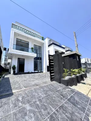 5bdrm Duplex in Ikota for sale