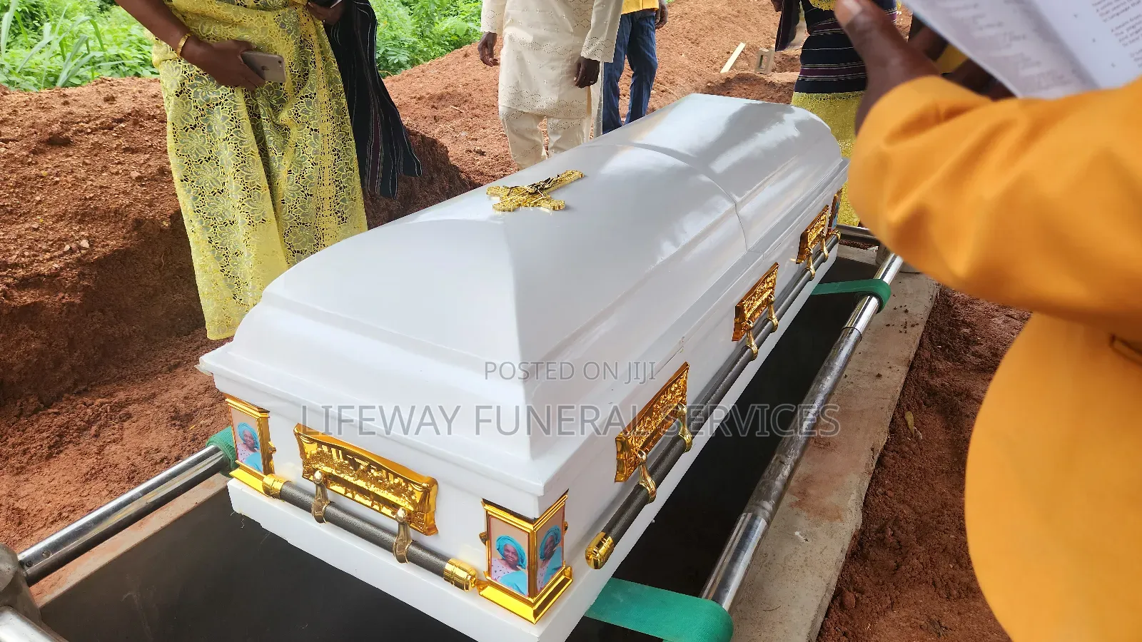 Auto Base Casket