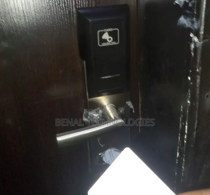 Hotelcardlock High-Tech Solution Wit Low-Tech Learning Curve