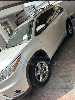 Toyota Highlander Limited 4dr SUV AWD (3.5L 6cyl 6A) 2014 White
