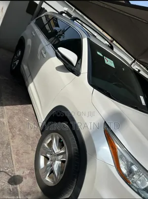 Toyota Highlander Limited 4dr SUV AWD (3.5L 6cyl 6A) 2014 White
