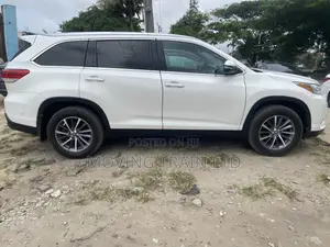 Toyota Highlander XLE 2019 White