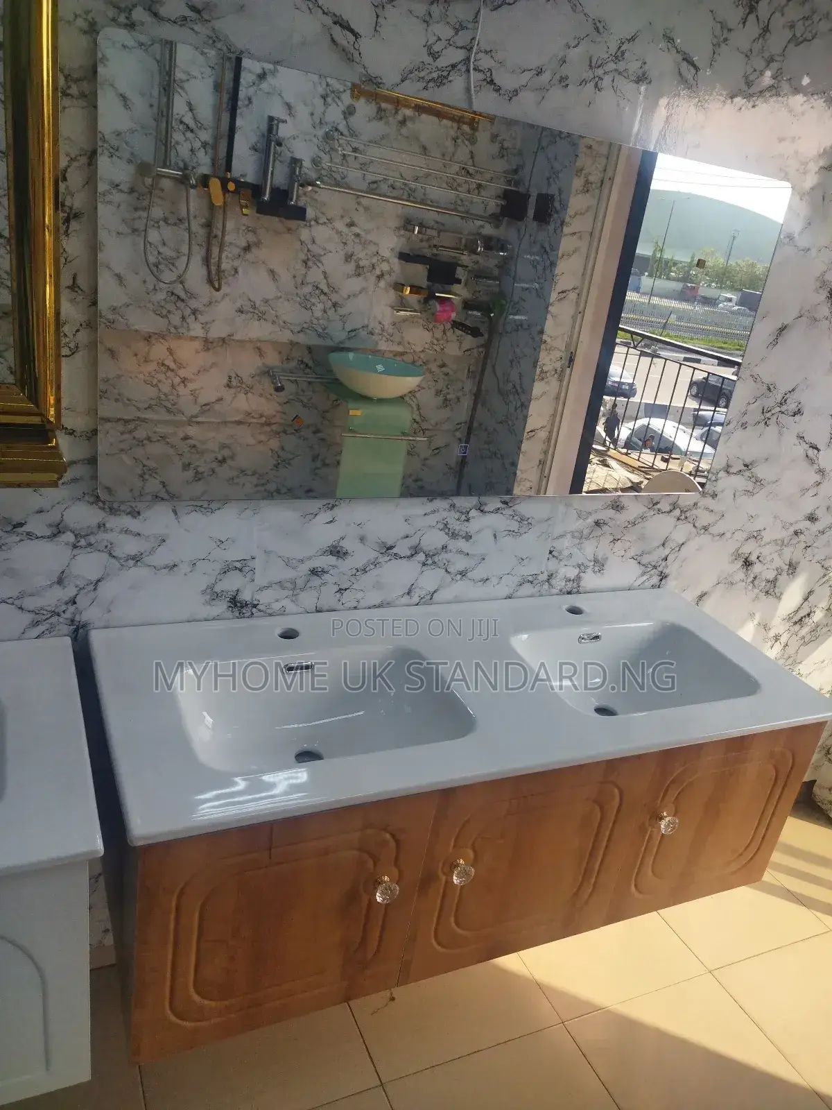 Executive Cabinet With Mirror Light