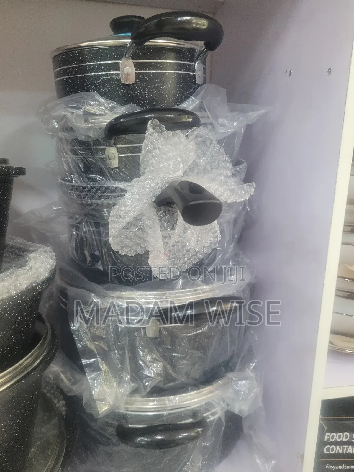 5 Set Cookware Pots and Pans.