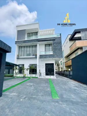 5bdrm Duplex in Osapa london for sale