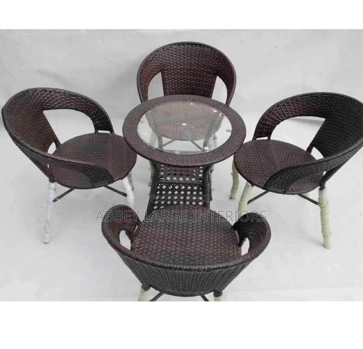 Set of Table With (4) Seats