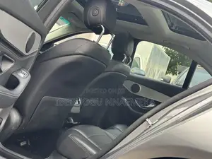 Mercedes-Benz C300 Luxury 4Matic Sedan AWD (2.0L 4cyl 7A) 2016 Gray