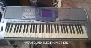 Uk Used Yamaha PSR 1100