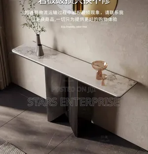 Console Table / Sleek Entry Table