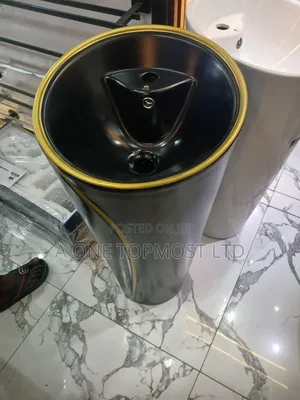 Standing Basin(Black and Gold)