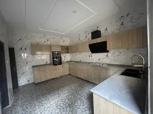5bdrm Duplex in Maitama for rent