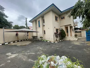 4bdrm Duplex in Maitama for rent