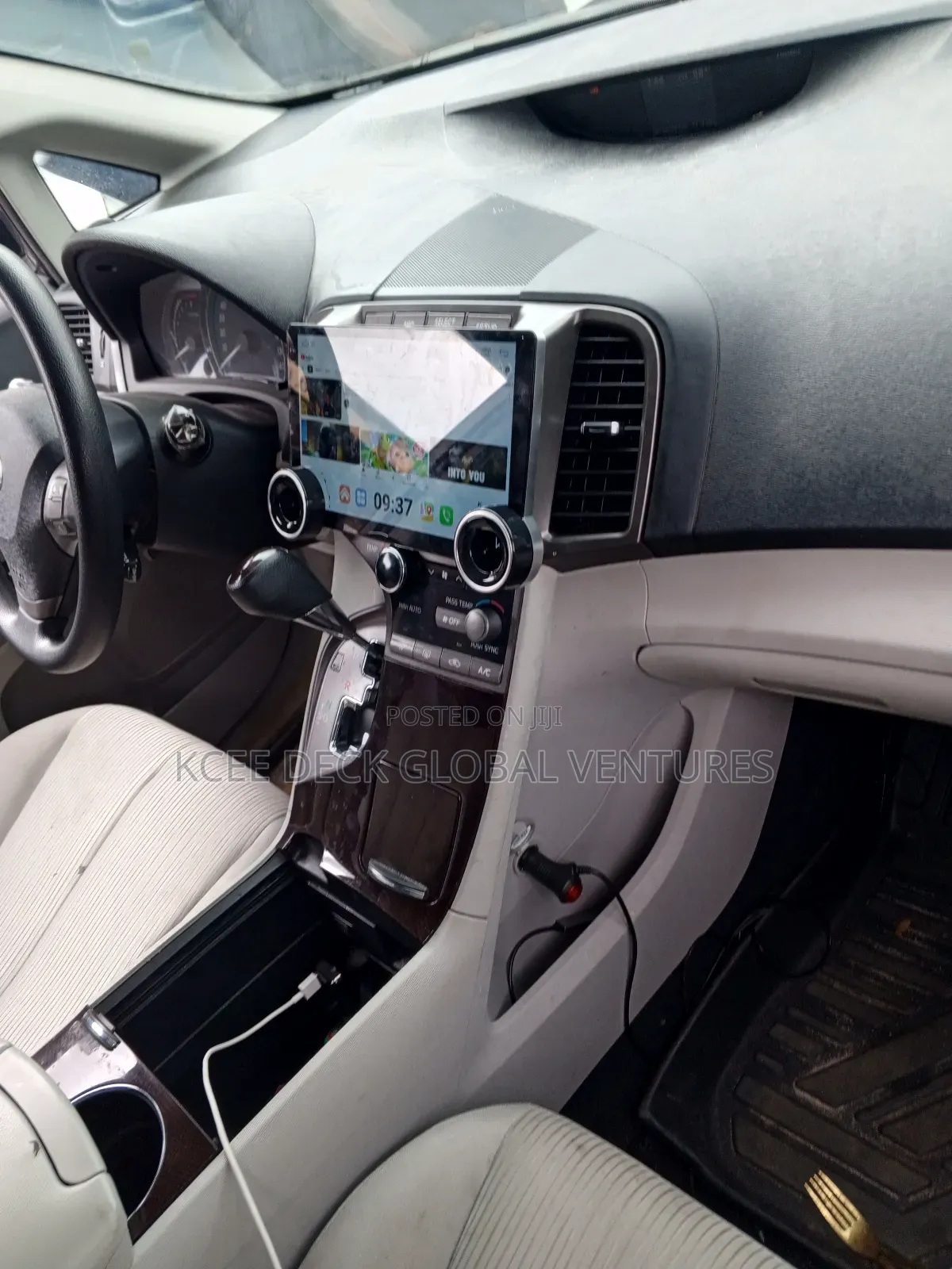 2010 Venza Android Screen