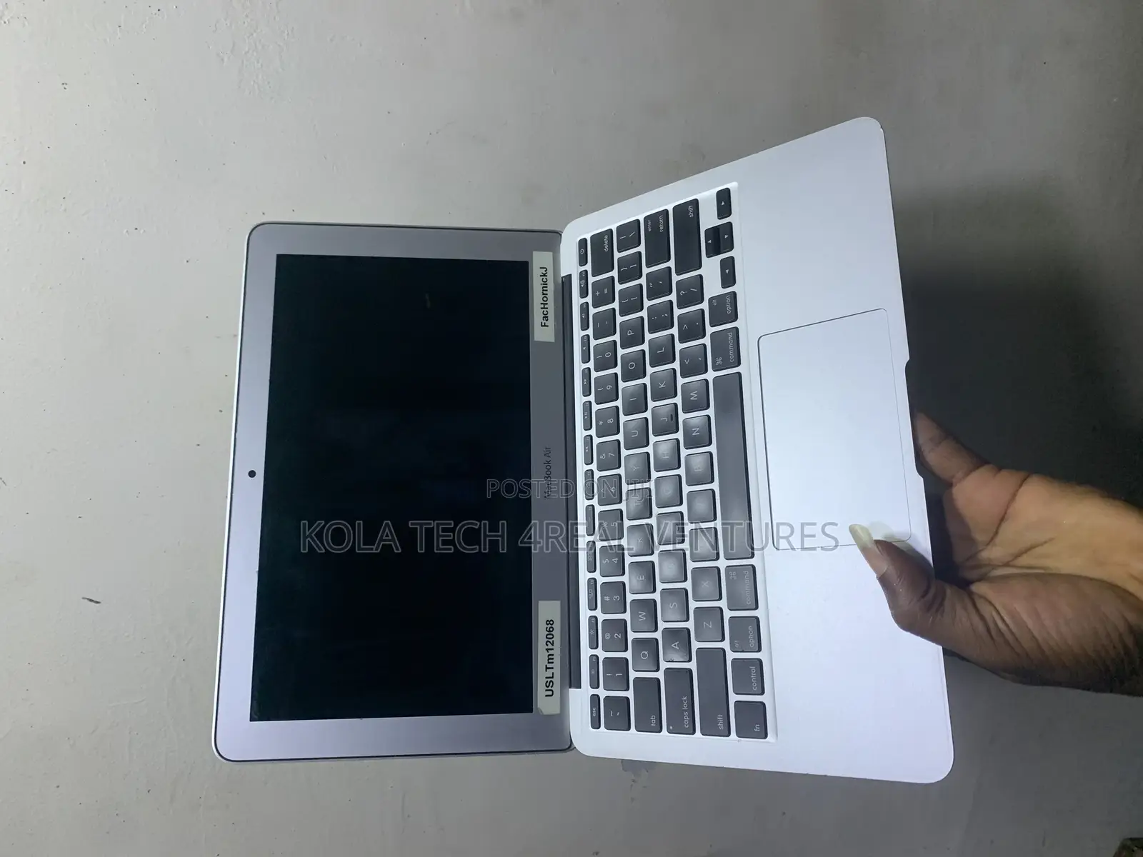 Laptop Apple MacBook Air 4GB Intel Core I5 SSD 128GB
