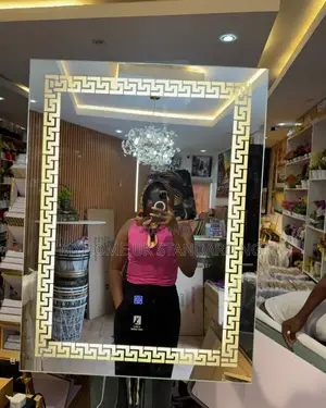 Luxurious Square Led Mirror With Light 80*60