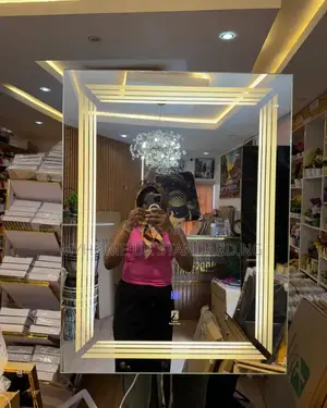 Luxurious Square Led Mirror With Light 80*60
