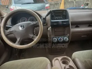 Honda CR-V 2002 White