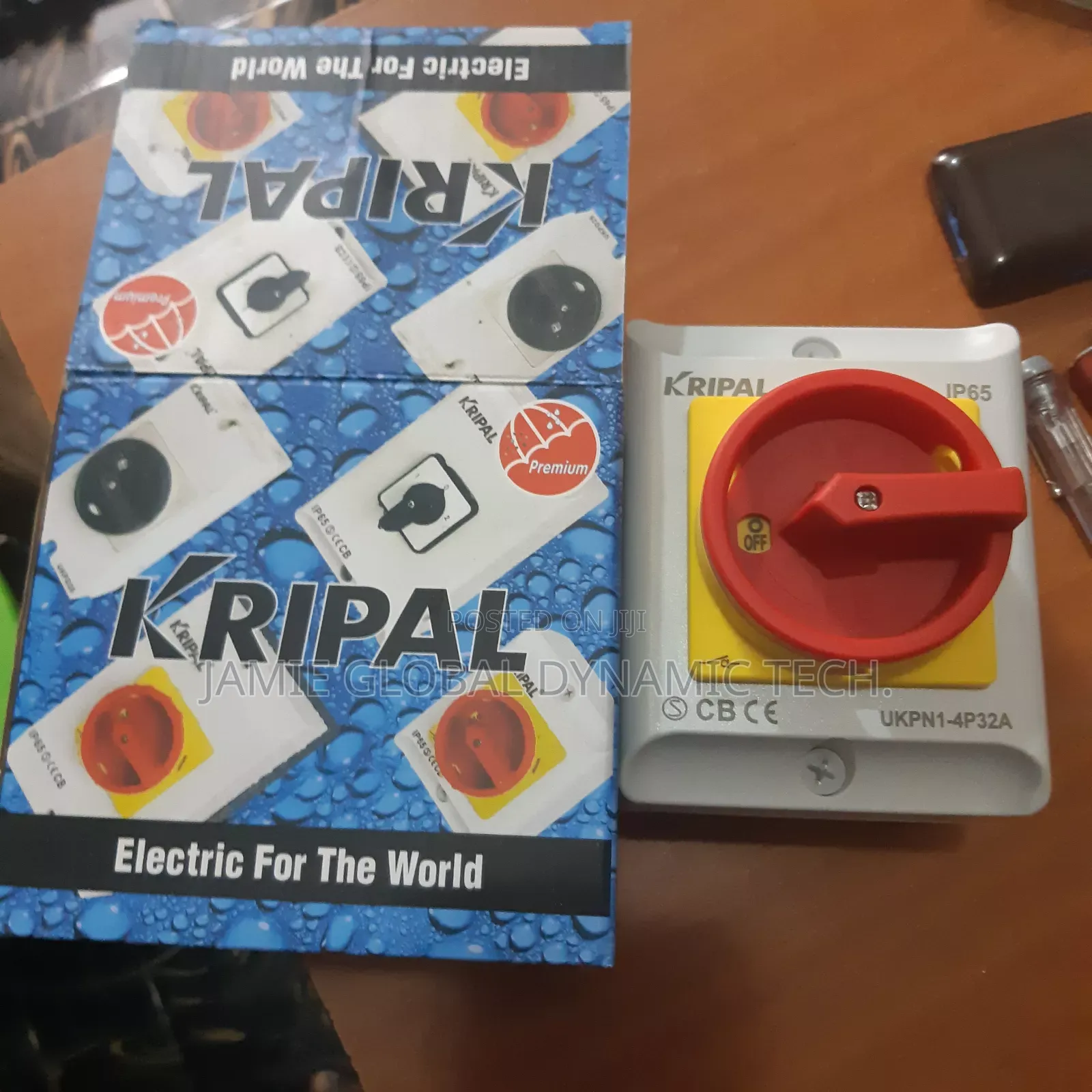 Kripal 4pole 32a Load Isolation Switch