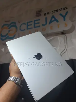 Laptop Apple MacBook Pro 2023 M3 14-inch 8GB Apple M3 SSD 512GB