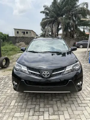 Toyota RAV4 Limited 4dr SUV AWD (2.5L 4cyl 6A) 2015 Black