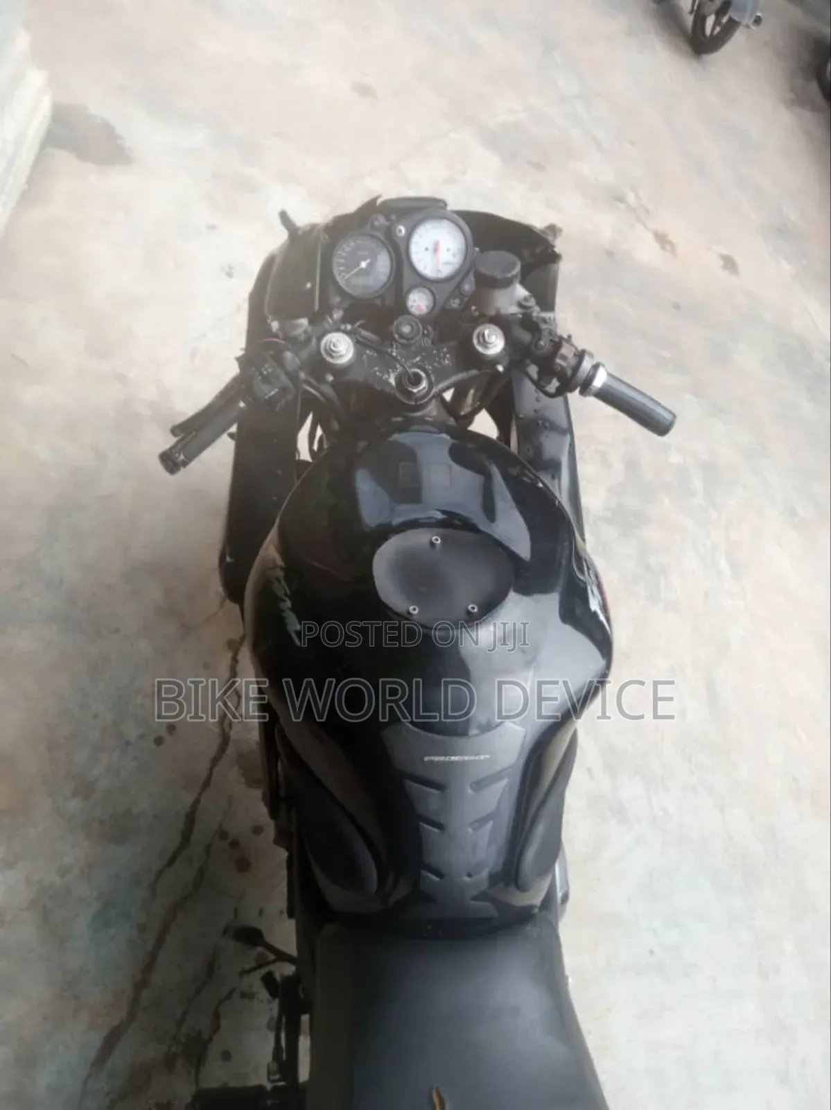 Honda 2000 Black