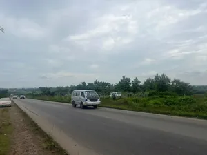 8.3-Acre of Land for Sale at Ife-Ibadan Expressway.