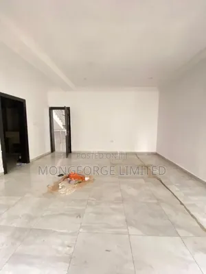 4bdrm Townhouse / Terrace in Ikota for rent