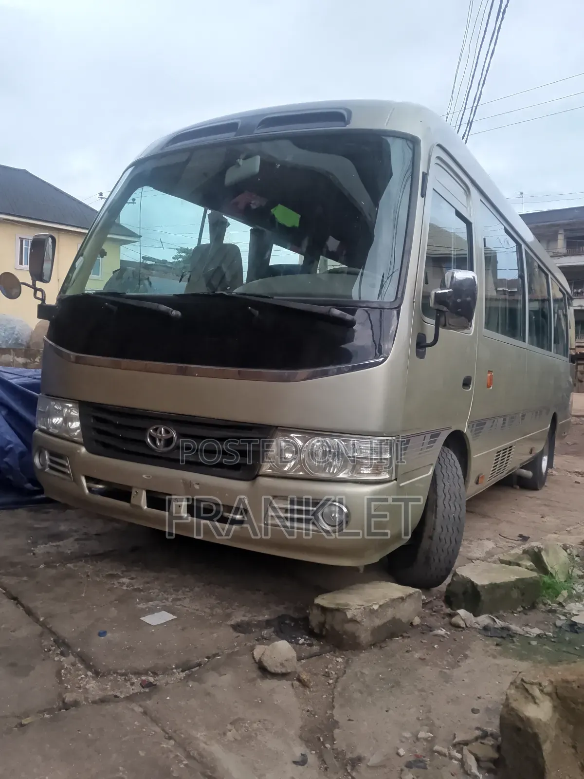 Toyota Coaster 2015 Gold