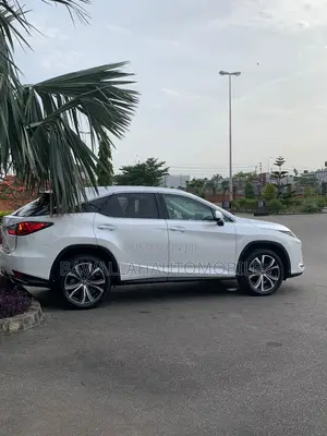Lexus RX 2022 White