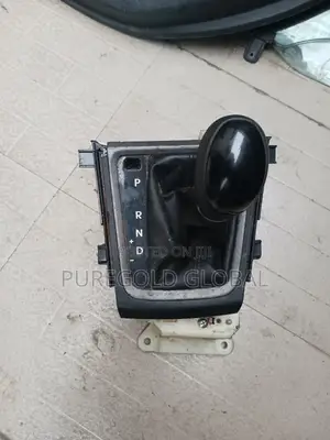 Elantra Gear Lever (Selector ) 2014 Model