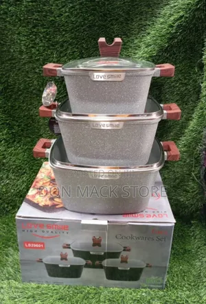 High Quality Set of Pots