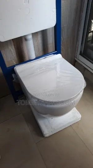 Round Shape Only Sit Cover Wall Hung