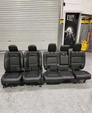 Jeep Wrangler/2020/2024/Complete Seat  Set