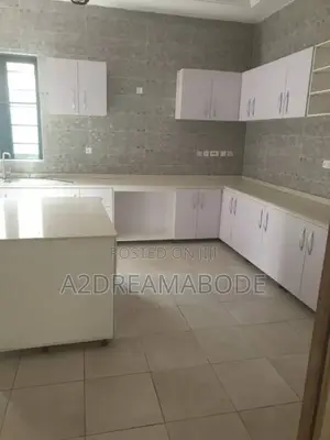 5bdrm Duplex in Magodo Phase 2, Ikeja for rent