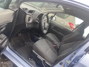 Toyota Yaris 2012 Blue