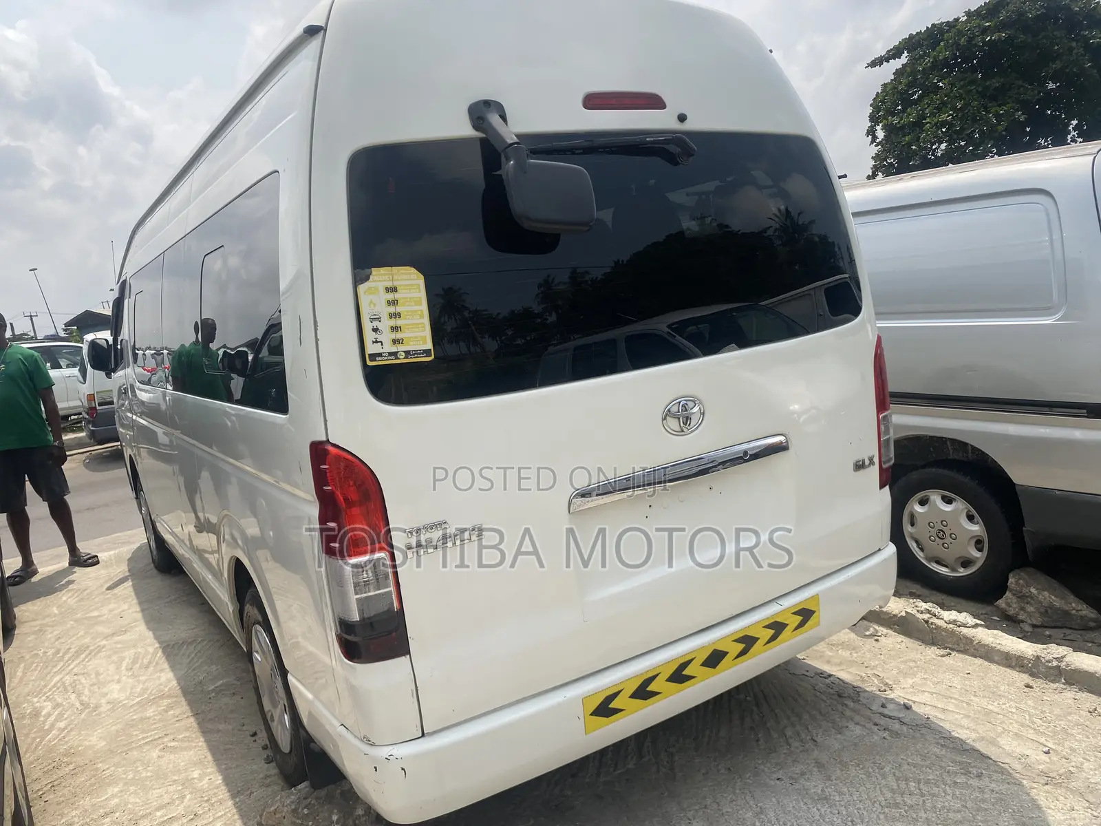 Toyota HiAce 2015 White