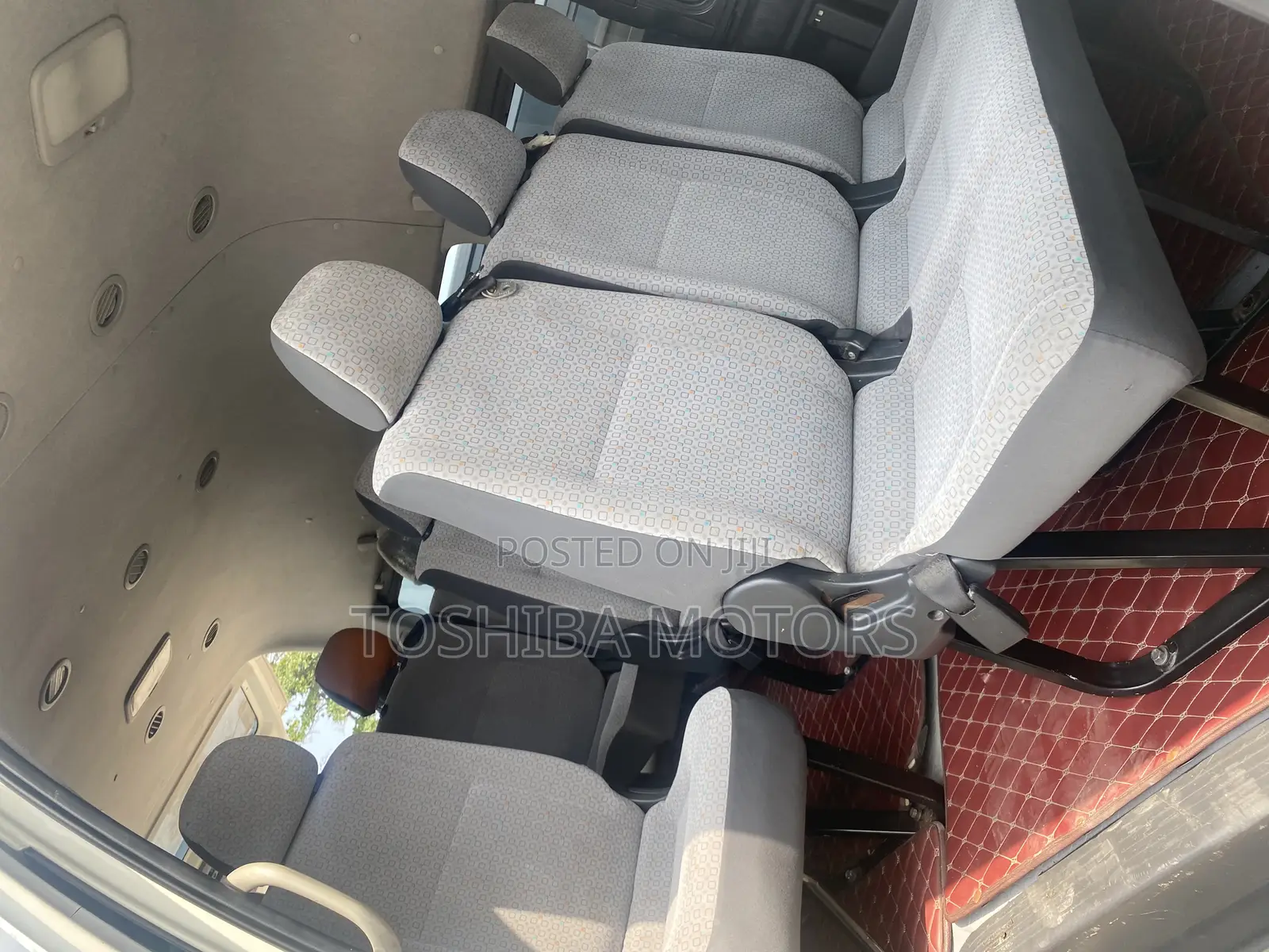 Toyota HiAce 2015 White