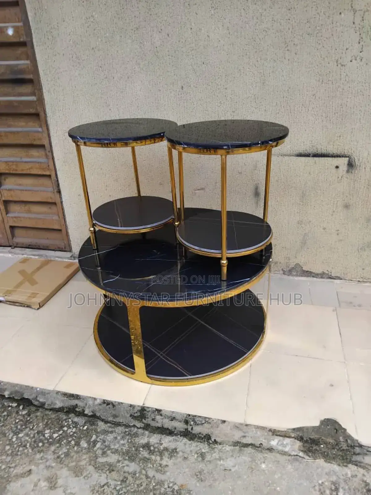 Round Marbel Center Table