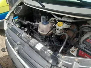 Volkswagen Transporter 2004 White