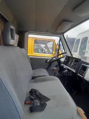 Volkswagen LT 2000 White