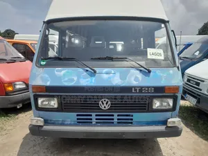 Volkswagen LT 2000 Blue