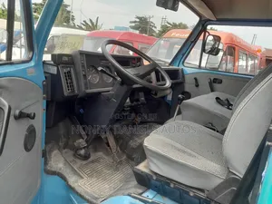 Volkswagen LT 2000 Blue