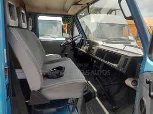 Volkswagen LT 2000 Blue